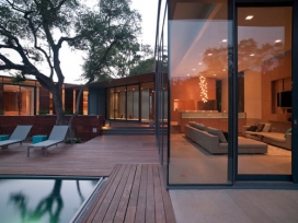 美国德克萨斯大郊区的房子建筑