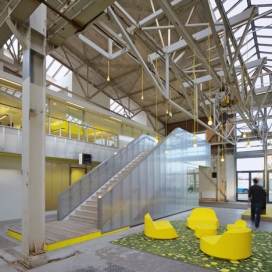 荷兰工作室-钢铁厂