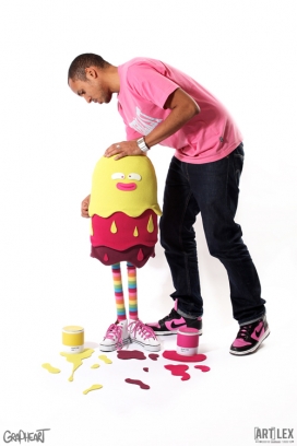 Pantone公司怪物时尚娃娃!