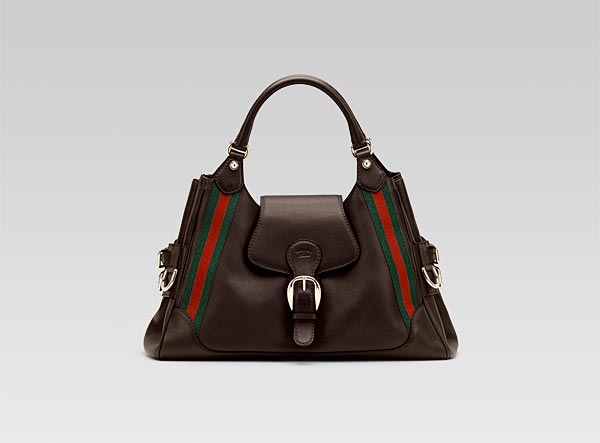 魅力四射!古奇2012女性单肩挎包图---酷图编号963669