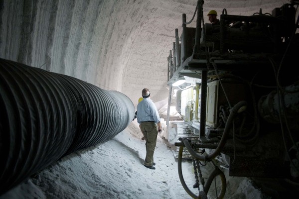 盐矿工人-意大利-西西里岛的白金-米兰Antonino Savojardo摄影师作品---酷图编号33