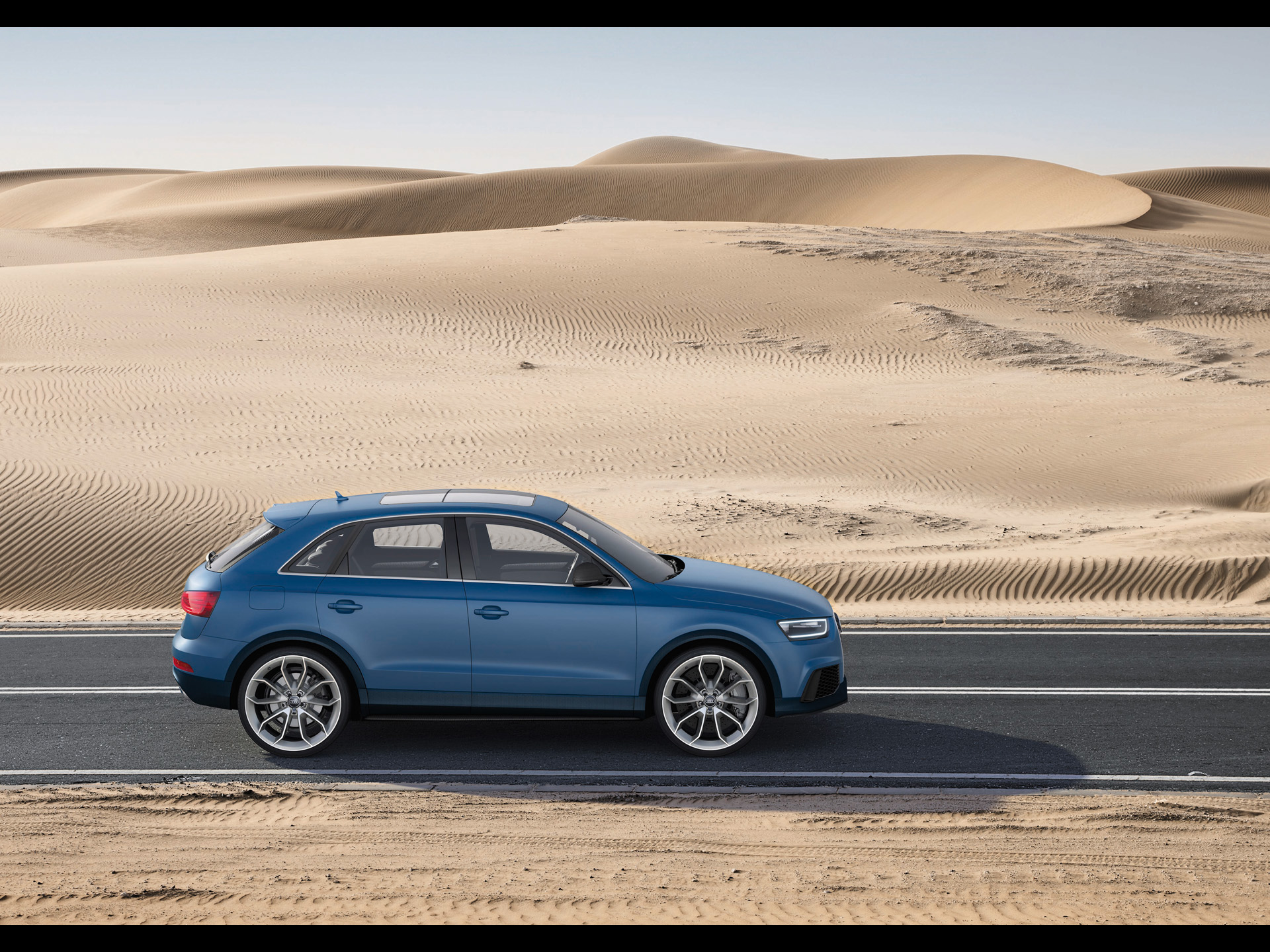 高清晰奥迪RS-Q3概念汽车壁纸---酷图编号2