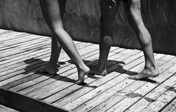 Helvetic旅游夏季黑白人像-德国柏林Michael Schickinger摄影师作品图片