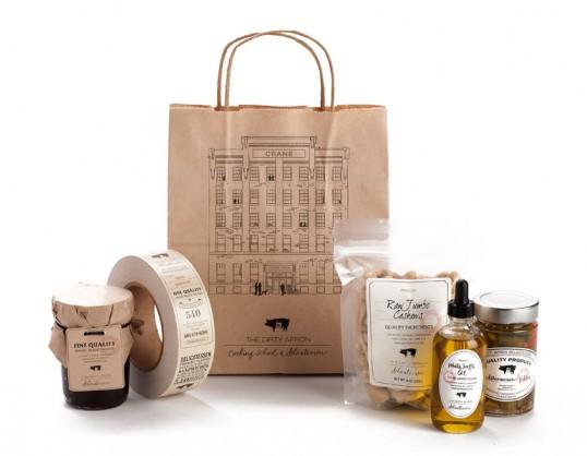 加拿大设计-The Dirty Apron熟食店包装-从面包袋,购物袋,礼品盒,饭盒和货架上的产品和磁带---酷图编号1