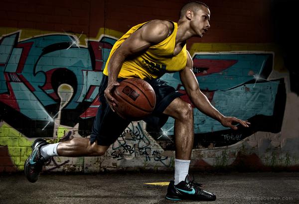 图库素材 - 艺术摄影 图片信息简介:basketball黑人篮球运动员扣篮