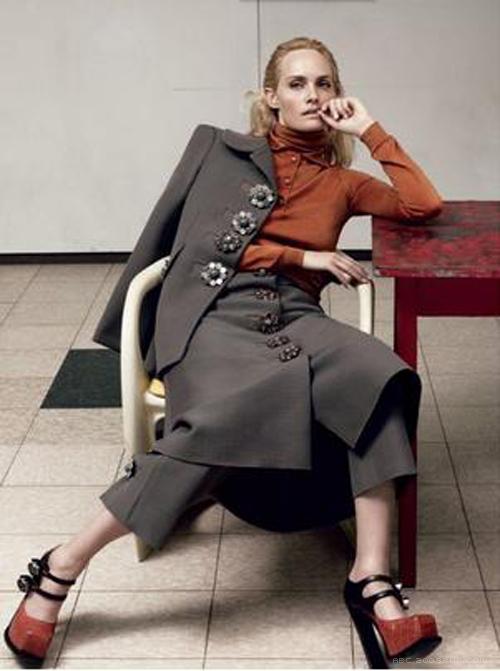 一个意志坚强的,高度智能的影像-意大利Amber Valletta湖泊美---酷图编号5