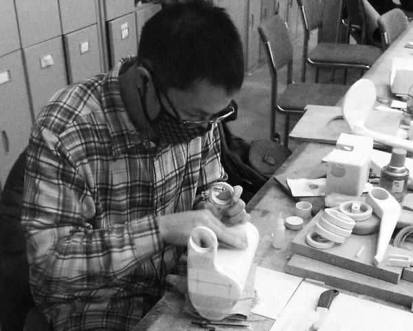 专为老年人打造的旅游,购物,援助车辆-中国北京Ziran Zhao设计师作品---酷图编号9