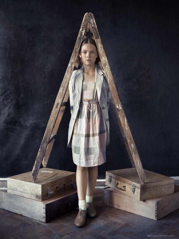 ELLE全家福-保加利亚索非亚Antonia Yordanova摄影师作品---酷图编号1