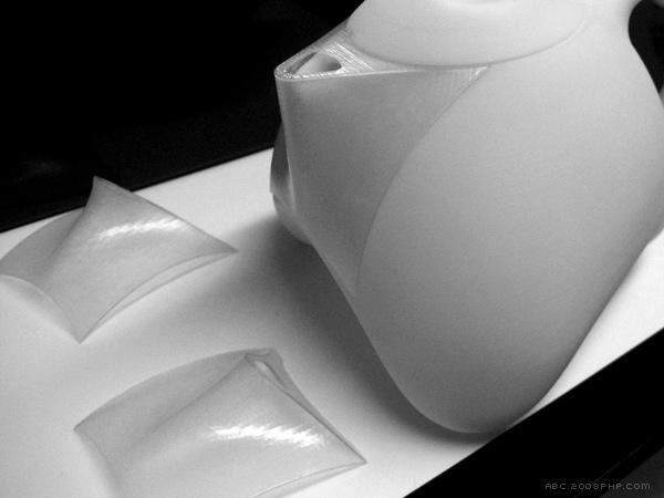 鼎壶-三条腿的Tripot Teapot陶瓷茶壶-美国Matthew Pauk工业设计师作品---酷图编号1017626