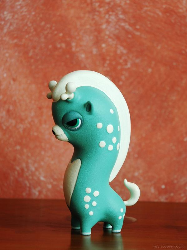 奥地利维也纳Teodoru Badiu玩具设计师作品-害羞魅力的海马姑娘树脂玩具---酷图编号2