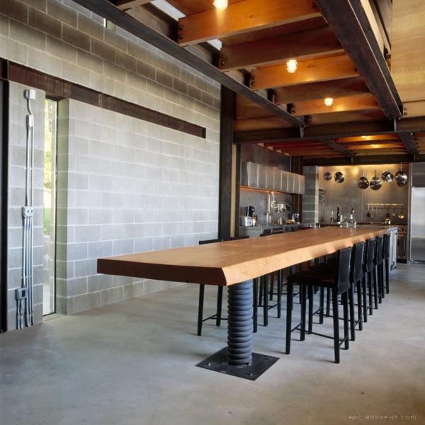 美国西雅图Tom Kundig建筑师作品-瘦瘦窄窄的Chicken Point舱房屋建筑---酷图编号4