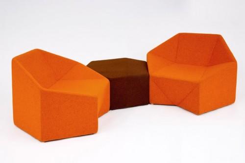 六角座椅-美国纽约Incorporated家具设计师作品,体现了灵活性和模块化。由一个无背长椅,凳子,或椅子可以合并成任意数量的位置,具有无限的扩展景观---酷图编号1