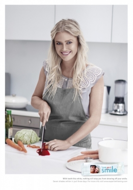 Expertwhitening美容与健康平面广告