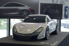 PORSCHE保时捷911的1:4比例模型