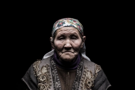 众神与野兽-蒙古之旅-法国巴黎Remi Chapeaublanc摄影师作品