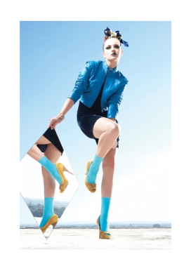 镜子艺术-墨西哥莱昂RAUL ROJO时尚人像摄影作品-MIRROR / HIGHER MAG vol2