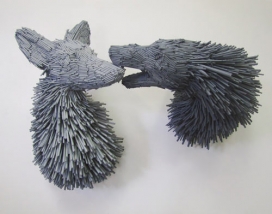 雷切尔丹尼的新作品-垃圾回收做的动物雕塑