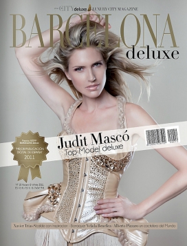 西班牙马德里摄影师Rebeca Saray Gude作品-Judit Mascó for Le City deluxe