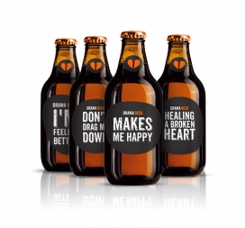 戏剧啤酒包装设计