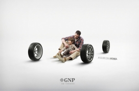 GNP金融平面广告