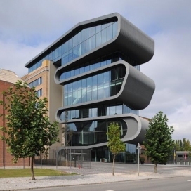 色带褶皱的房屋建筑-比利时Conix建筑师作品