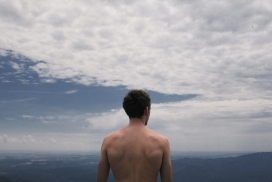 暂停旅行者的背影-法国Damien Rayuela摄影师作品