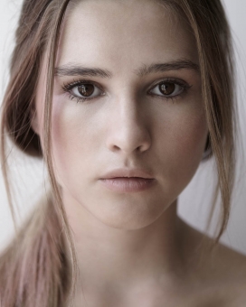 James J Dunn女人写真