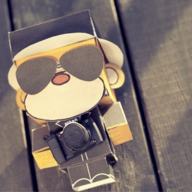 纸箱知识分子哥-挪威奥斯陆Tomy Hoang创意设计师作品