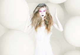 走火入魔-罗马尼亚布加勒斯特摄影师ROXANA ENACHE作品