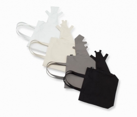 形状类似水壶的手袋设计欣赏