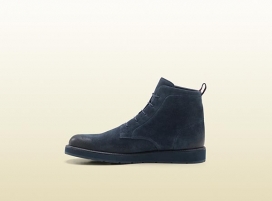 古奇系带黑色男性工靴素材图