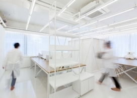 汉城-一个新的办公室