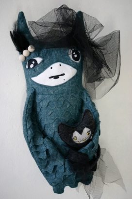 怪异童话玩具-法国芒通Emilie Grau玩具设计师作品