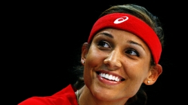 高清晰网球明星lolo-jones壁纸