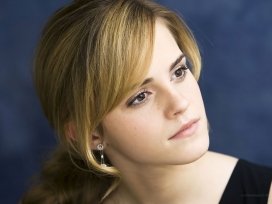 近距离艾玛-沃森壁纸