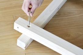 日本设计师裕Hiroyuki Miyabe作品-森林废料制成的家居桌子