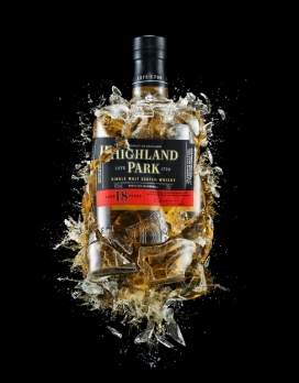 Whiskey-爆破的红酒包装-瑞典斯德哥尔摩Magnus Cramer包装设计师作品