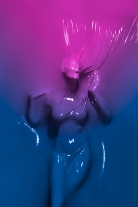 SkinDeep涂料人形凸版雕塑-法国Julien Palast创意摄影师作品