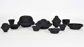 回收汽车轮胎橡胶颗粒制成的碗和盆疙瘩表面-荷兰设计师Debbie Wijskamp设计师作品