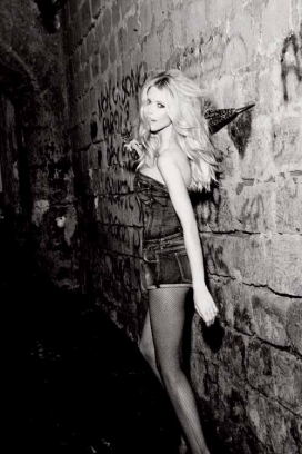 克劳迪娅希弗-30周年活动黑白人像摄影