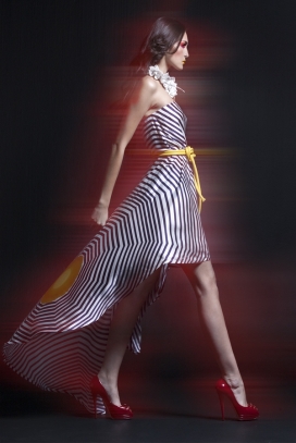 NOVIOS FUCSIA III-哥伦比亚波哥大NATALIA HOYOS摄影师作品