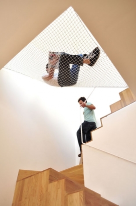 波尔图公寓楼梯吊床-OODA设计师作品