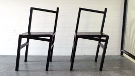 95度斜椅设计-丹麦Rasmus B. Fex设计师作品，靠不住的外观使其更坚固