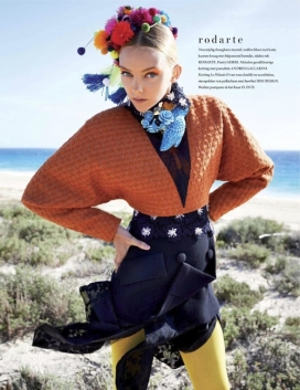 追逐-荷兰Haute Hippie时尚杂志户外人像摄影欣赏