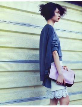 色调的心情-优雅的时装，大家闺秀的裙子，上衣和礼服为中国时尚打造