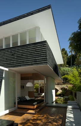 悉尼新南威尔士州郊区的山上平房的改造-澳大利亚MCK Architects建筑师作品