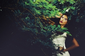 丛林花姑娘-美国Laia Benavides摄影师作品THE WILDER for BEN TROVATO