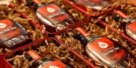 加拿大红罐瓶枫糖浆