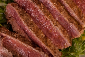 美味多汁的牛排肉美食