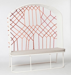 伦敦Mars Designstudio设计师作品-像窗户的椅子沙发